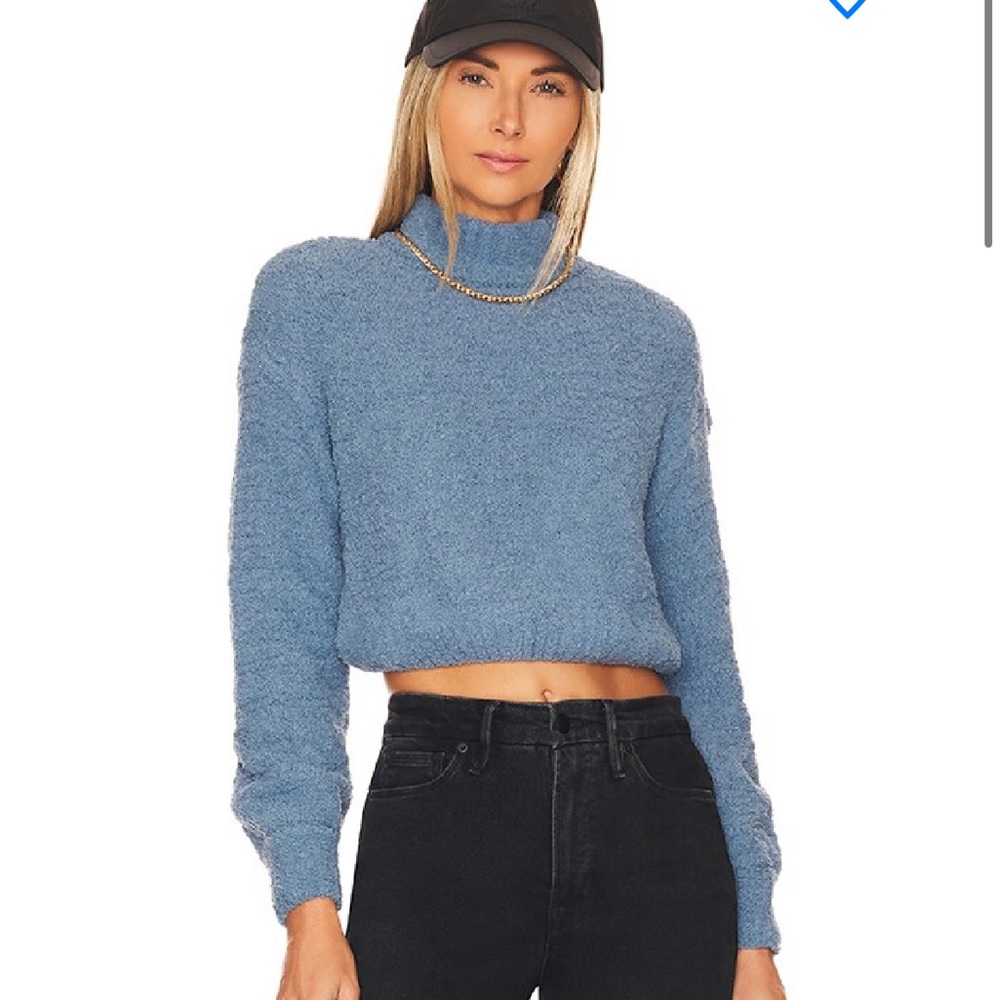 Superdown Gia Cropped Sweater